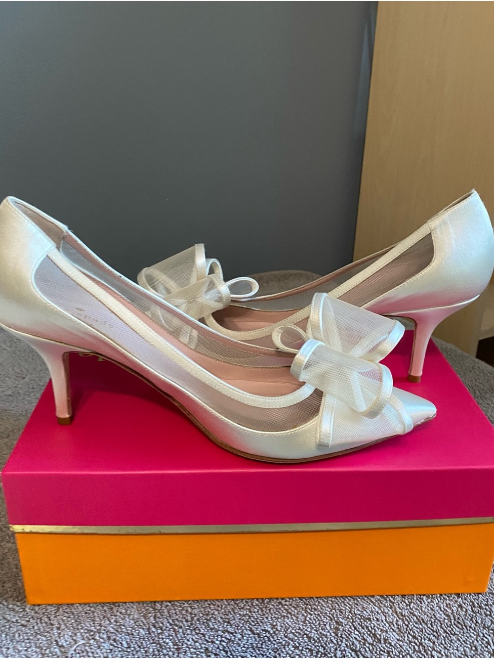 Kate Spade Jackie Ivory Satin 10M